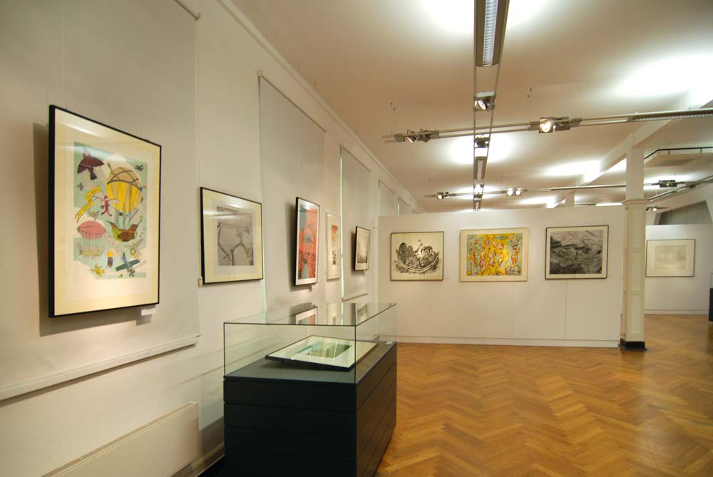Ausstellung mit Grafiken verschiedener Künstler